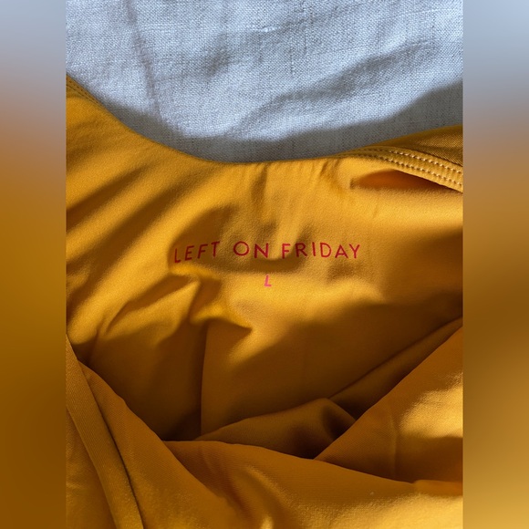 Left on Friday Peak Suit - Picture 4 of 4